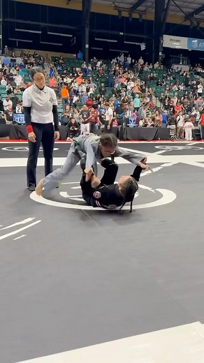 💥🚁 The HELICOPTER Armbar — Powered by pure hip elevation! When your opponent thinks you’re playing guard… You LIFT. You FLOAT. You spin the planet. And BOOM — armbar from the sky. This is not technique… This is aviation 🛫😂 Control the sleeves, load the hips, elevate — and let gravity finish the job. Tag a friend who’s about to be your next “flight test dummy” 🤣🥋 #BJJ #JiuJitsu #HelicopterArmbar #FlyingArmbar #BJJLifestyle #Grappling #BJJGirls #BJJGuys #GFTeamDC #OSS #SubmissionHunters #Vir