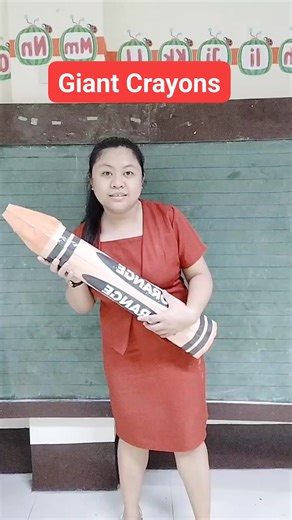 Giant Crayons #kindergartenteacher #kindergarten #kindergartenactivities #kindergaterbelike #kindergartenready #kindergartenadventures #kindergartenclassroom #kindergartengames #kindergartenmaterials #InstructionalMaterials #teachercoleen #preschoolactivities #preschoolteacher #preschoollife #fbreels #IMS #fbreels23 | Teacher Coleen