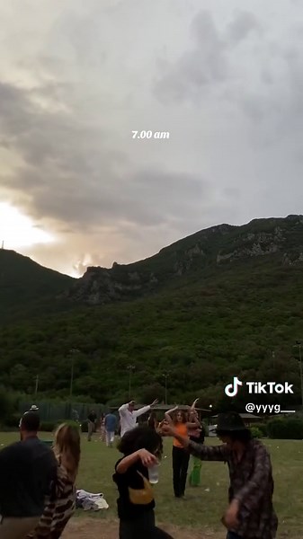 Video di yyyyg (@yyyg___) con suono originale - yyyyg