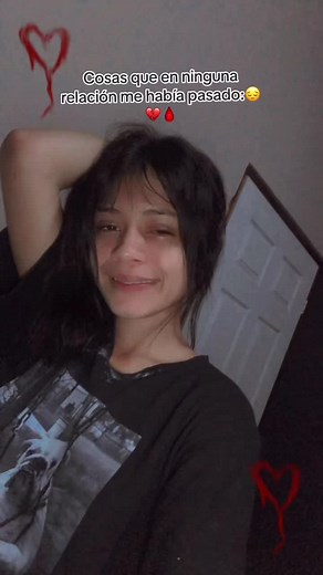 #greenscreen Esto me ha dolido como no tienen idea, me sentí tan debil hacia a El por lo enamorada que estaba, le rogué, le llore en mares y aun asi no le importo, lloraba cada vez que sentia que ibamos a pelear, es un dolor inexplicable 💔😔 lo puse a El como prioridad, hice cosas que con nacie habia hecho, tiempo era el que mas tenia de mi, mi tiempo era para El, por eso dicen que aunque se demuestre rodo ese amor no vale nada, por que yo hice michas cosas y El me termino pagando mal y aun sig