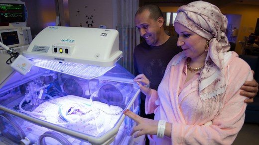 Couple makes history with birth of rare quintuplets in New Jersey