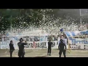 Recibimiento de la Ultra Blanca y Barra Brava 96 en el AMC en la semifinal de ida contra Sonsonate