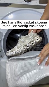 Jeg var skeptisk. Men skoene mine kom ut perfekt rene🤩✨ Bare legge dem i den her posen, sette i maskinen, 30 minutter – ferdig. Ingen skrubbing. Ingen skader. Bare rene sko. Hvis du også har skitne sko liggende... prøv dette. | Skovasken