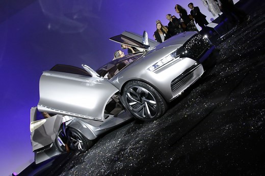 EN DIRECT - Divine surprise chez Citroën avec le concept-car Divine DS