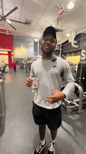 @CelsiusOfficial been burning my body fat as i grow into this journey #celsius #celsiuslivefit #brandambassadors #prettytank3 #twitchstreamer