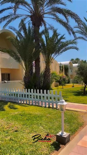 ☀️🇹🇳 Vivez vos vacances de rêve à Hammamet dans les magnifiques hôtels Omar & Dar El Khayam ! Entre confort, détente, plages dorées et visites incontournables, profitez d’une formule All Inclusive Soft pour des vacances sans souci. 🗓️ Départs confirmés : 31 août → 07 septembre 06 → 13 septembre 12 → 19 septembre 💰 À partir de 79 000 DA seulement ! 👶 Enfant –2 ans gratuit | 👧 Enfant –12 ans : 45 000 DA 👉 N’attendez plus, réservez votre séjour et laissez la Tunisie vous enchanter : 213 662 