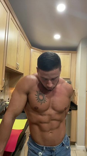 Hi 👋🏻 say it back 😤👇🏼 #fyp #gaytok🏳️‍🌈 #lgbt