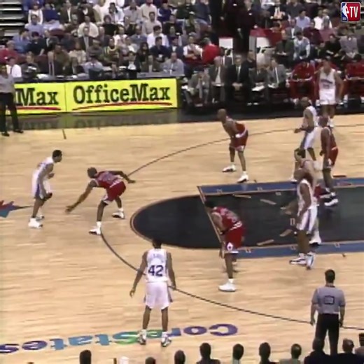 a rookie Allen Iverson crosses up Michael Jordan. 🎥 #NBAHandlesWeek | Philadelphia 76ers