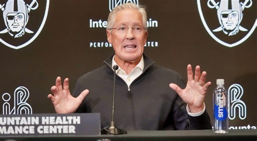 Pete Carroll Breaks His Silence - Explains Sketchy Decision That Had Everyone Asking The FBI To Investigate Him For "Rigging" Raiders-Broncos Game