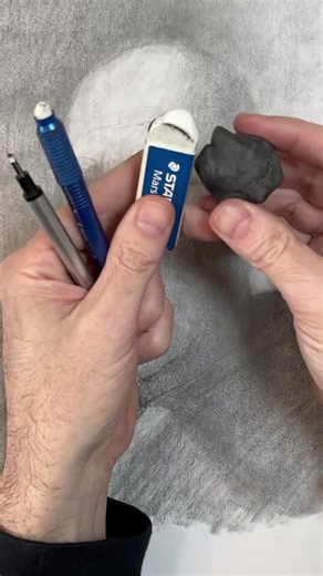 Mastering Eraser Techniques for Professional Drawing