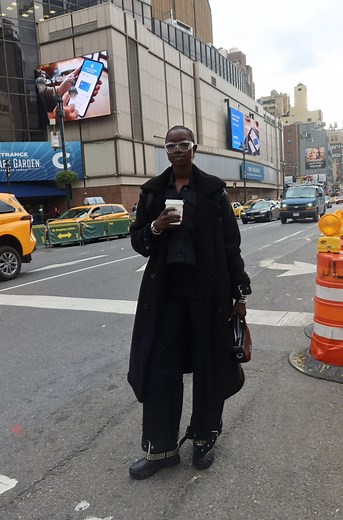 14K views · 646 reactions | They be speaking Wolof with full confidence and I’m just standing there buffering 﫠 | ADUT Atem | Facebook