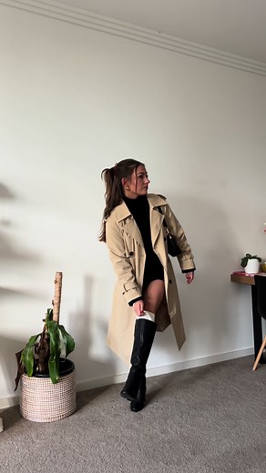 Stay Stylish in Winter with Mini Skirts! ❄️