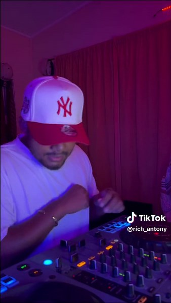 Onetox vs. DMP: Epic Showdown of Singing & Dancing Talents