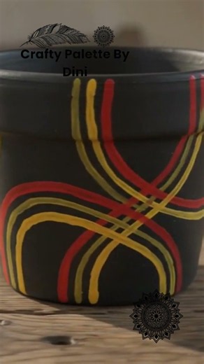 Easy Rainbow Curved Lines Pot Painting 🎨🌈#shorts #Crafty Palette By Dini #mandalaart