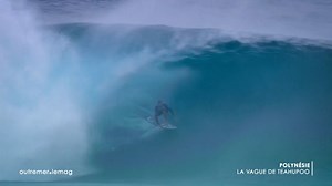 Découvrez la vague de Teahupoo, l'une des plus belles vagues du monde ! De nombreux surfeurs professionnels se donnent rendez-vous dans ce spot pour défier ces vagues qui peuvent atteindre jusqu'à 10 mètres de haut. Si vous êtes fan de surf ou à la recherche d'une expérience de voyage unique, ne manquez pas ce spectacle incroyable ! 🌊🏄‍♂️ #teahupoo #surf #voyage #sensationsfortes | C pas si loin