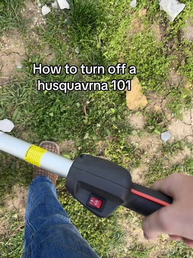 How to Turn Off a Husqvarna Carburetor Safely