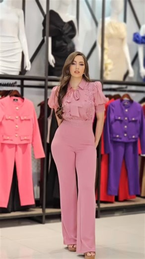 Este enterizo rosado es ideal para tus planes de día: ligero, favorecedor y perfecto para cualquier ocasión casual. Disponible en tallas S, M y L. #enterizos #jumpsuit #managuanicaragua #Nicaragua #tiendaderopaenmanagua #ropademujer | Nova Moda Nicaragua