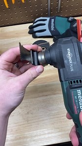 What's so special about our Multi-Tool? Let's take a look.✊⚙️ 1. Slim Grip 2. Uses STARLOCK PLUS accessories 3. Made in Germany! https://www.metabo.com/com/index.php?cl=search&lang=1&searchparam=Multi tool #ProfessionalPowerToolSolutions #MetaboTools | Metabo