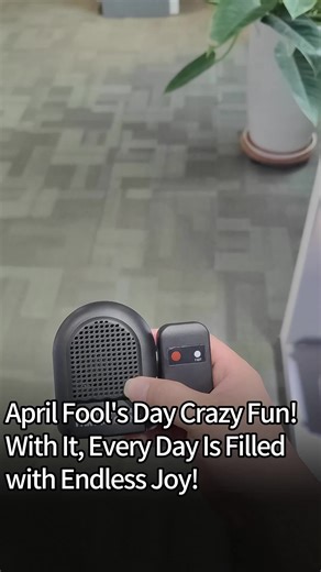 2025 Latest Funny Wireless Remote Control Fart Bomb Prank Machine Party Promotion Toy with Noise Maker Made of Durable Plastic