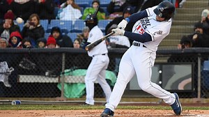 Tim Tebow goes yard on first pitch he sees in Double-A
