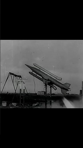 WW2 Surface-To-Air Missile! Henschel Hs 117 Schmetterling Test 1944 #ww2