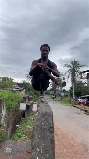 Nicki Minaj Pose Challenge: Showcase Your Creativity