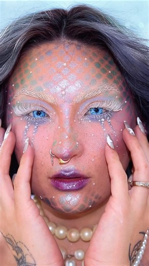 Easy mermaid makeup 🧜‍♀️
