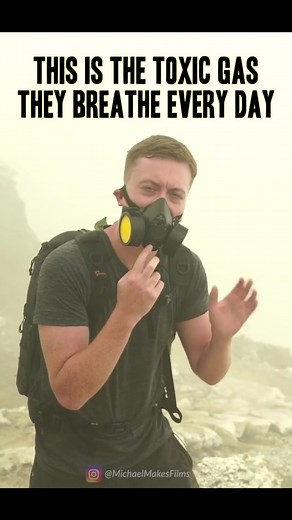 #worlds hardest #job. Would you do this for a day? #showandtell #worldnews