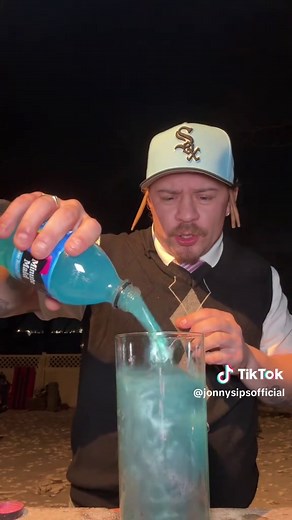 🧃JonnySips_2.0🧃 (@jonnysipsofficial)’s video of fidget spinner