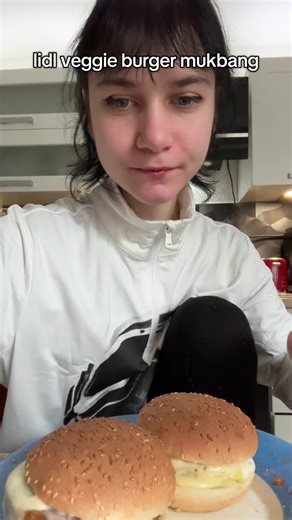 Delicious Lidl Veggie Burger Mukbang Experience