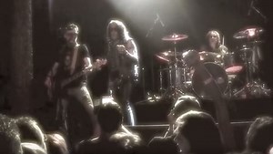Video: STEPHEN PEARCY Performs RATT Classics In Dallas