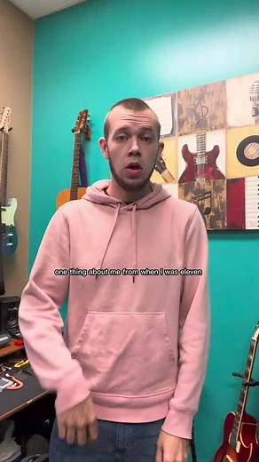 If i could go back id still get the Heelys. #fyp #foryoupage #viral #trend #musician follow me for my actual music content ✌🏼✨#heelys #storytime