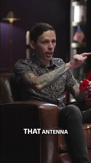 Secret Off-Grid Communication Device: Anonymous & Unrecoverable? #shorts