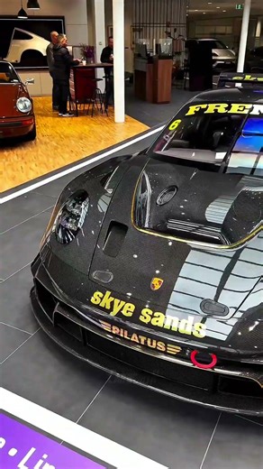 This is why carbon fiber looks like the future… but might actually be a problem for it.🏎️🏁