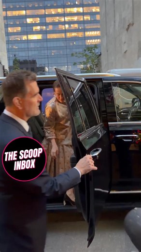 Sarah Paulson exits the Whitby Hotel in New York ahead of her GMA appearance while promoting All’s Fair. © Scoop Hunter | @thescoopinbox #thescoopinbox #scoophunters @backgrid_usa Hit the bio, send your scoop, and stay locked in. 💌 📩 Your daily buzz, one scoop at a time | The Scoop Inbox