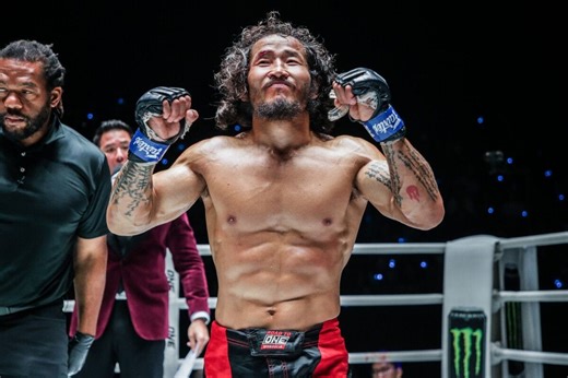 “Make history” - Enkh-Orgil Baatarkhuu envisions a five-round war to claim two-division supremacy against Tang Kai