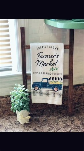 Easy DIY kitchen towel ladder for your kitchen counter #diy #crafts #dollarstorecrafts #craftymama #diydecor #dollartreediy #dollargeneraldiy #farmhousediy #farmhousedecor #kitchen #kitchendecor