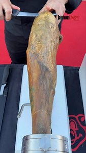 🇪🇸 La última edición del Concurso de Cortadores de Jamón de Corteconcepción nos trajo al 7º clasificado para la Final del Campeonato de España 2026 🏆 🇪🇸 Os presentamos a Juan Martín Moreno, ¡Enhorabuena! ✨ ¿Quién será el siguiente? 👉 🇬🇧🇺🇸 The latest edition of the Corteconcepción Jamón Carving Contest brought us the 7th qualifier for the 2026 Spanish Championship Final 🏆🇪🇸 Meet Juan Martín Moreno, congratulations! ✨ Who will be next? 👉 | Jamón Lovers