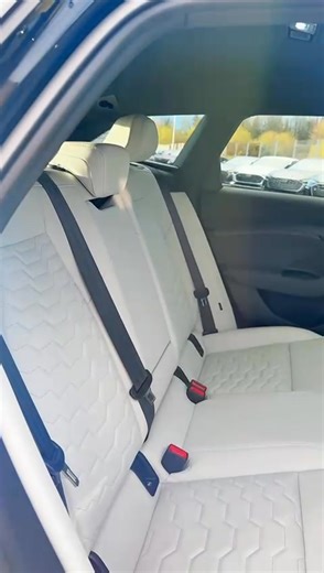 Welcome to the future, meet this 251 Audi A6 Avant e-tron S line Tech Plus which is available in Connolly's Audi Sligo🚀 💰From €828 per month ⚡Electric performance & practicality: zero-emissions driving, and impressive range on a full charge ⚡Fast-charging ⚡Heated seats ⚡Reverse camera ⚡Sleek S-line design, premium cabin touches, and modern infotainment & comfort features 👉Visit us in Connolly's Audi Sligo or give us a call on 071 9115333 for more information! *Finance is provided by way of a 