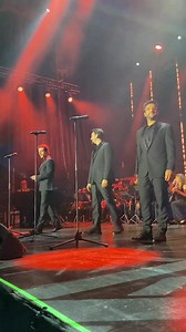 Il Volo live in concert #chile Video credit By Swing Management su Instagram #pierobarone #ignazioboschetto #gianlucaginoble #ilvolo #ilvoloversinternational #ilvolovers #IlVoloLiveInConcert | Il Volovers International FanPage.