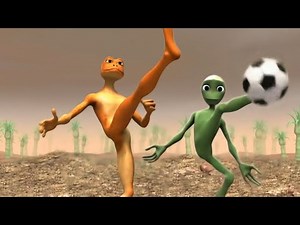 Patila Alien Plays Football in Desert 🌵⚽ | Dame Tu Cosita Goal Dance!