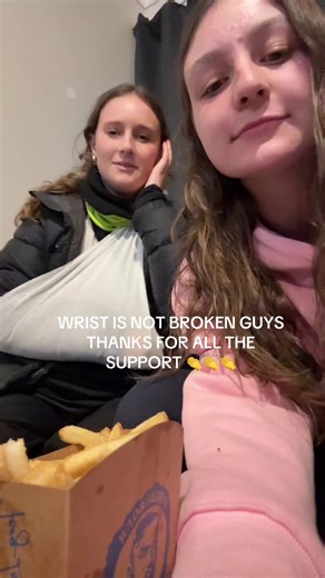 skibaddies (@skibaddies7)’s videos with Applause - Clapping Sound Effect 4 - Hollywood Sound Effects