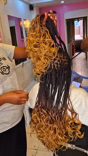 Styling French Curl Braids at Braidysalon