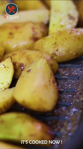 Greek Lemon Potatoes | Greek Roasted Potatoes | Perfectly Roasted Potatoes at Home | Pan Fried