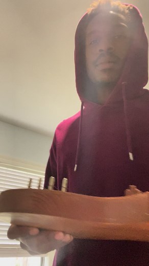 Exploring the Unique Lyre Instrument in Music