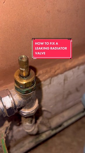 How to fix a leaking radiator valve, a valve can leak from a few places this is one of them to show you how to fix🔧 #leaking #radvalve #radiator #thatplumbguy #howto #howtofix #plumbing #leak #valve #howtotiktok #howtoplumbing