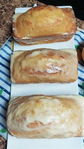 Easy Lemon box cake #boxlemoncake