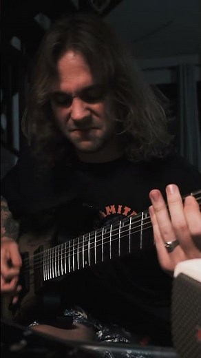 Wrote a “Djenty” riff using my 7 strings in standard B tuning 🧙 what you think?