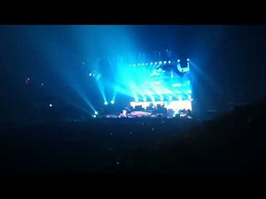 The Killers - Don't Look Back In Anger And Read My Mind Live at the O2 Arena November 16th