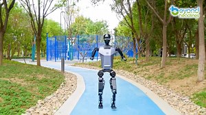 China's home-grown running humanoid robot top the world’s records Tiangong, the world's first full-size, purely electric humanoid robot, has developed by China’s domestic technology. It, however, has gone open source to enhance integration of humanoid robots into human life. #beyondheadlineshk #tiangong #robot | Beyond Headlines | Facebook